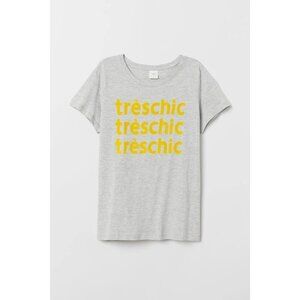 EUC H&M grey & mustard yellow “Tres Chic” print short sleeve t-shirt, L